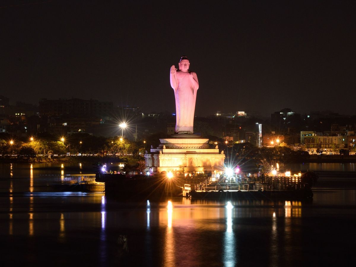 Hussain Sagar, Hyderabad
