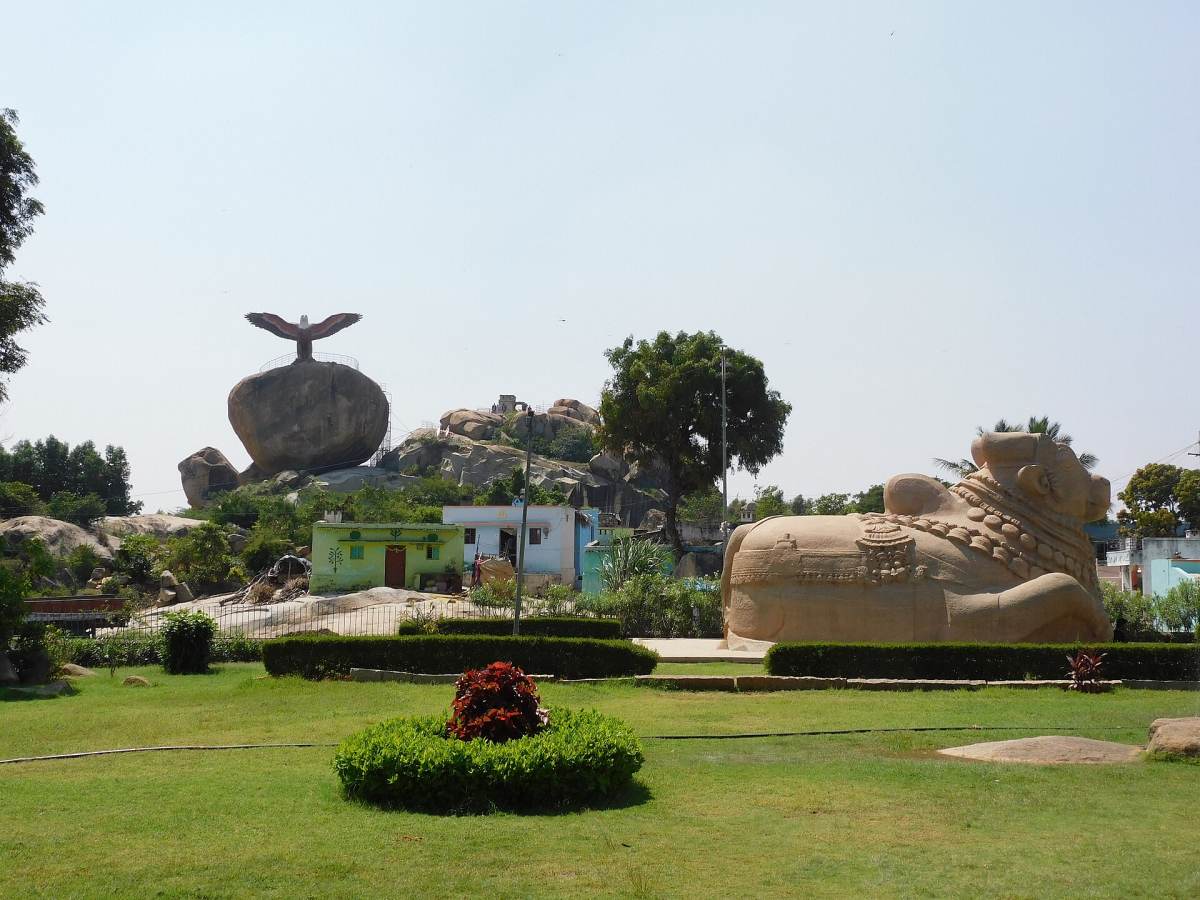 Lepakshi Nandi, Lepakshi
