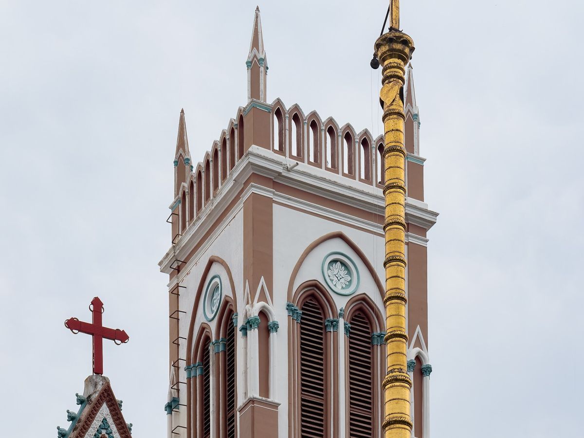 Basilica of the Sacred Heart of Jesus Pondicherry, Pondicherry